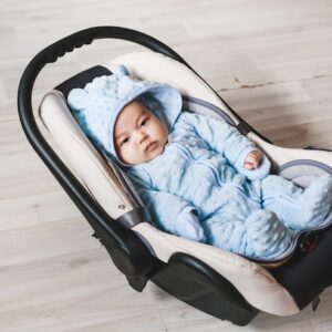 Car seat 10 EUR Per day